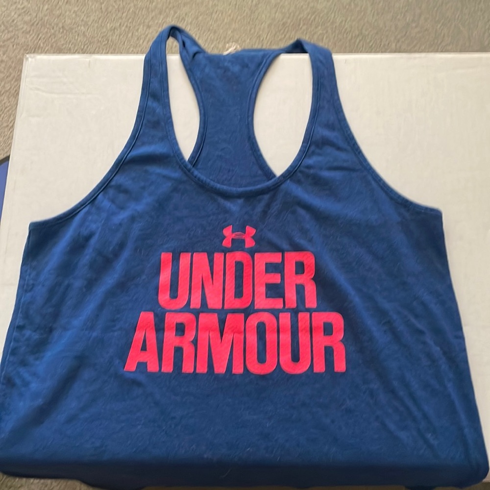 UnderArmour tank